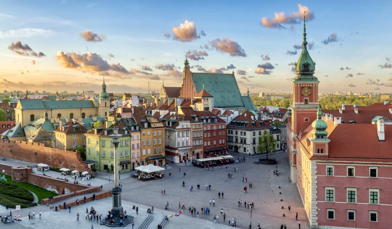 The 6 Best Hostels in Warsaw (Updated 2022)